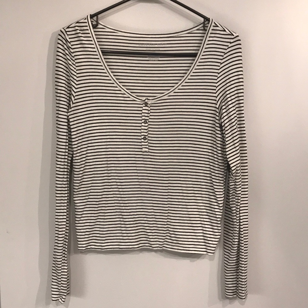 American Eagle small Black/white pin striped. S